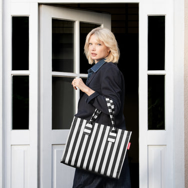 reisenthel Daily Shopper - Shopper 42 cm (summerstripes black) - Ansicht 4