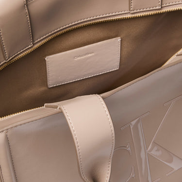 Calvin Klein Bold Medium - Shopper 48 cm (desert taupe) - Ansicht 3